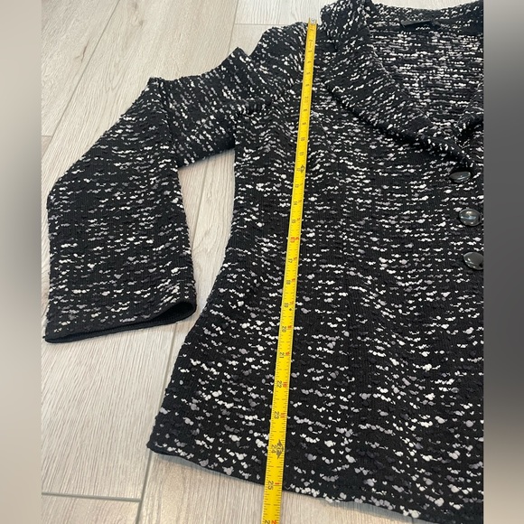 St. John Blazer - Picture 15 of 16